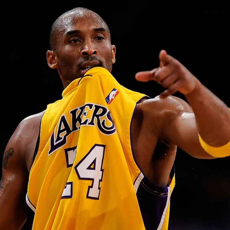 在线下注-时光回溯,我们该如何劝阻科比登上那架“死亡直升机”?